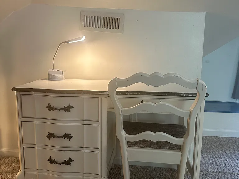 526 King George Ave SW #4 — Photo 10