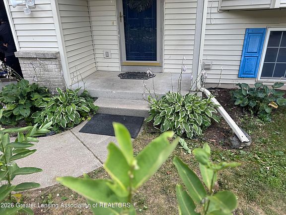 3rd image of 8980 E 56th St