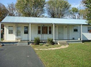 573 Demps Rd, Sparta, TN 38583