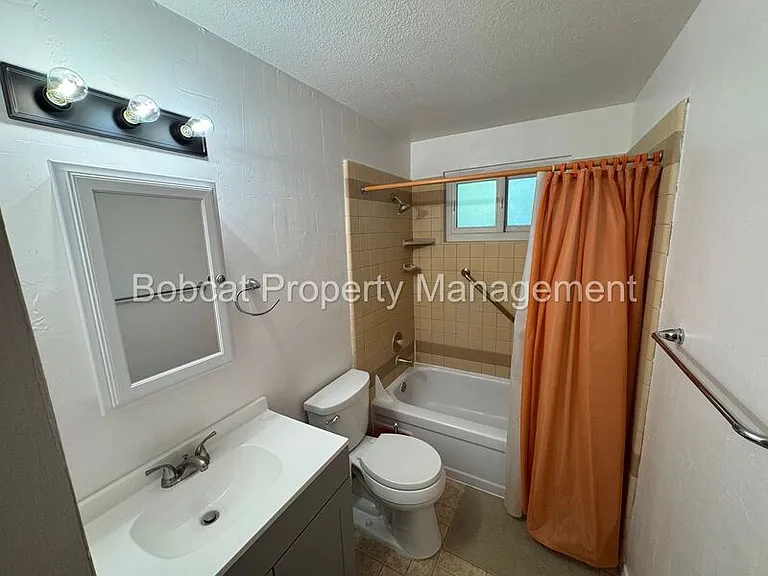 1316 Stanford Dr — Photo 15