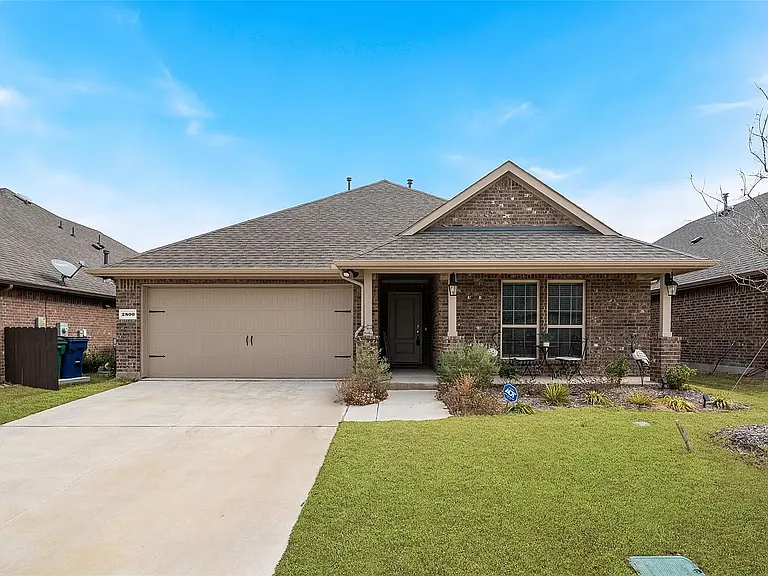 2800 Evergreen Trl — Photo 1