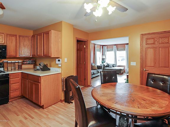 3rd image of 2411 Dunlay Ct APT A