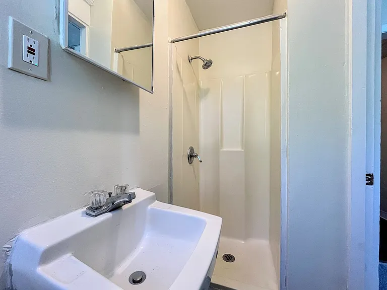24-30 Plymouth Ave — Photo 8