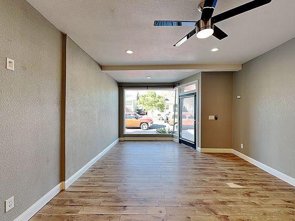 4th image of 3004-3014 4th Ave