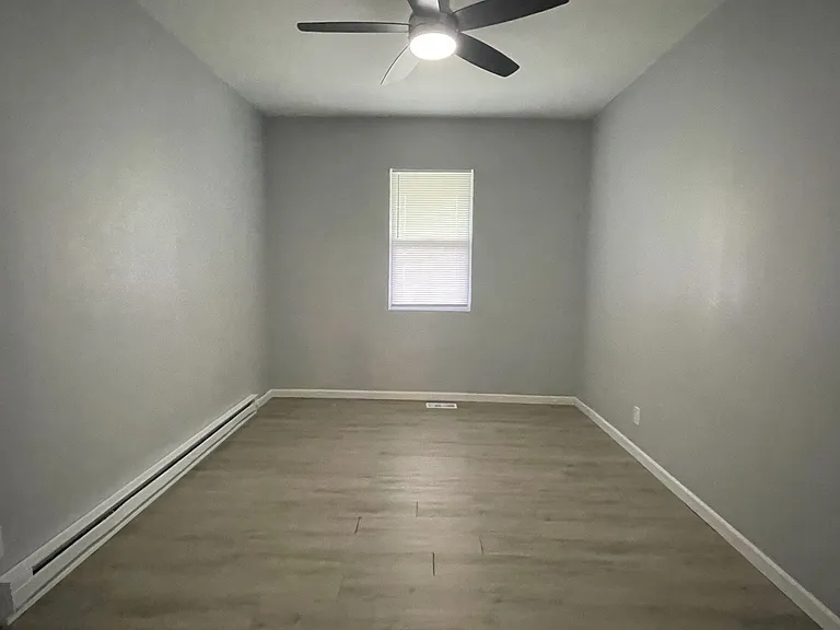 537 Potter St #1 — Photo 8