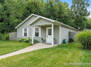 12937 Sweetland Dr, Wayland, MI 49348