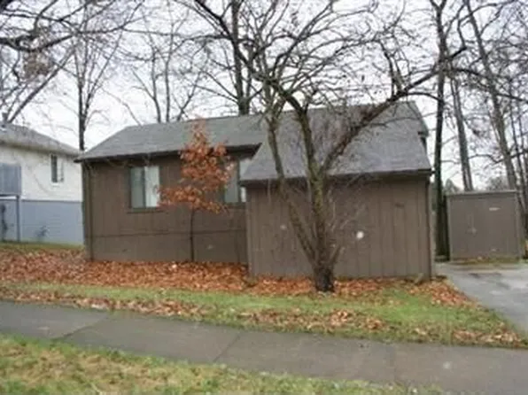 1280 Tomahawk Dr, Akron, OH 44305