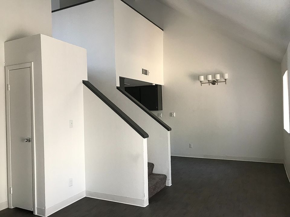 Decatur Point, Apartments For Rent in Las Vegas