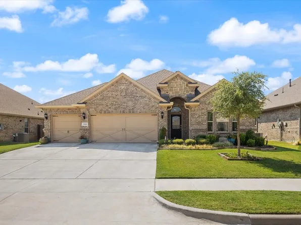 1109 Whispering Hill Dr, Mansfield, TX 76063