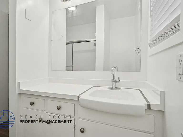 11626 Cedar Ave — Photo 70