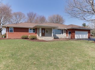 11178 N 400 East Rd, Stanford, IL 61774