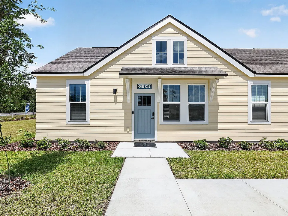 LEO at Cypress Creek- Single Family Rental Homes