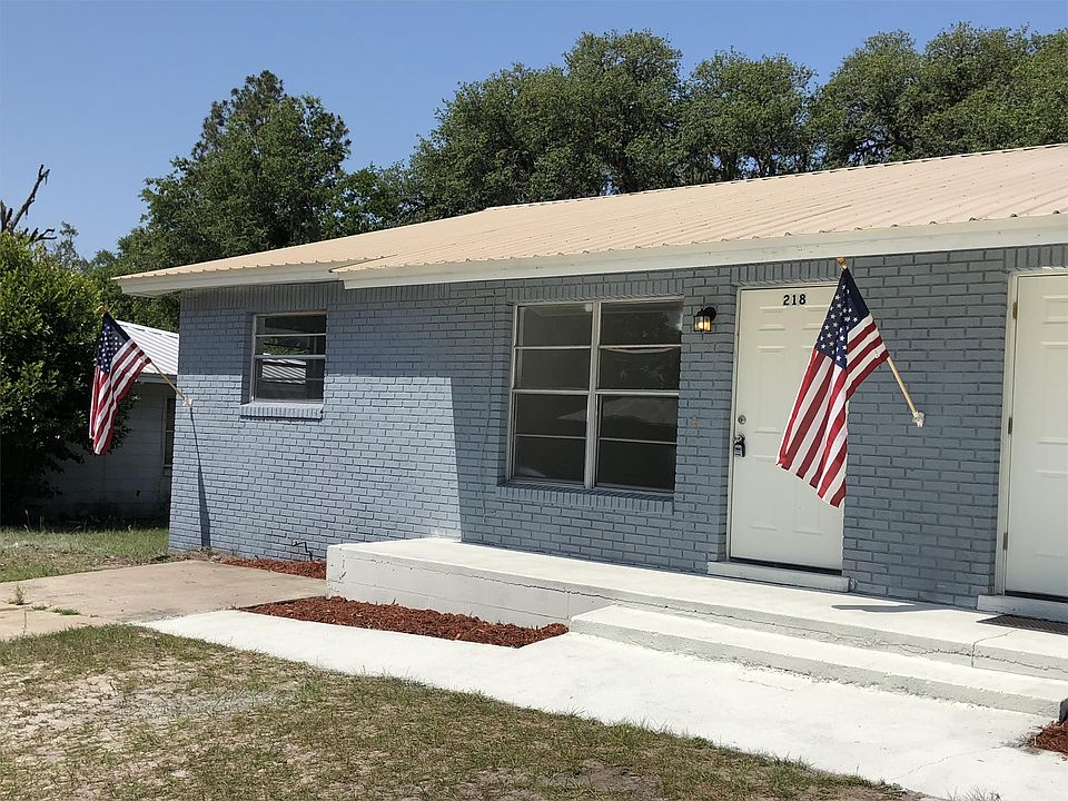 1st image of 218 Mimosa Dr