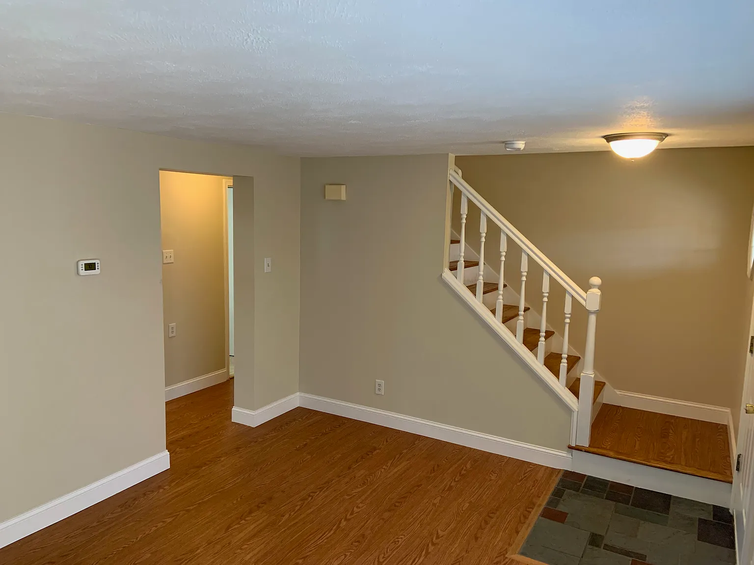 2 bed, 1.5 bath, 960 sqft, $2,050 — Photo 1