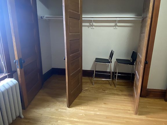 3rd image of 218 N 1st Ave W APT 7