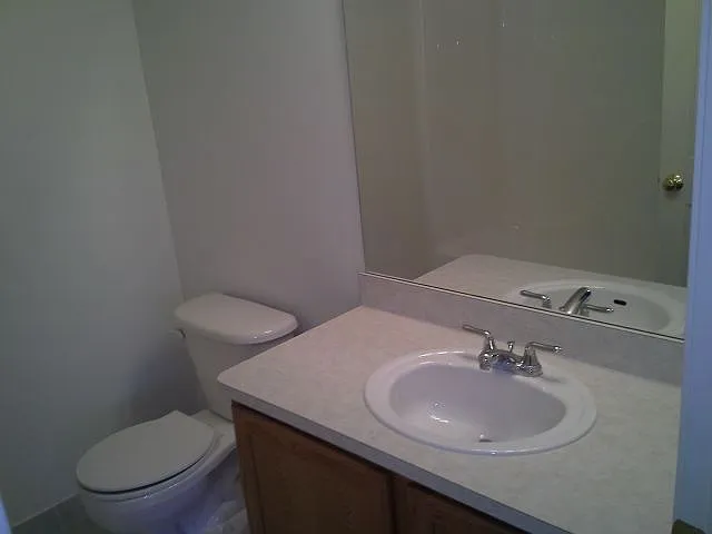 23004 Fairlane Blvd — Photo 5