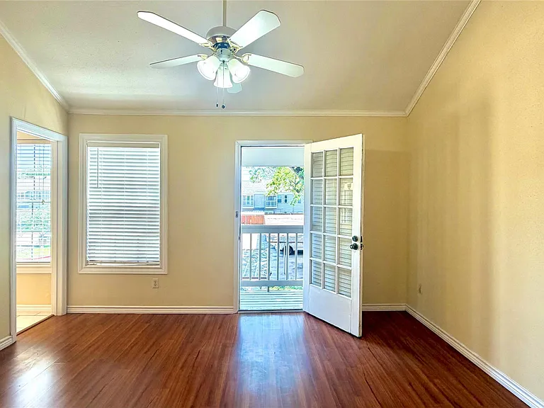 11710 Southlake Dr #16 — Photo 31