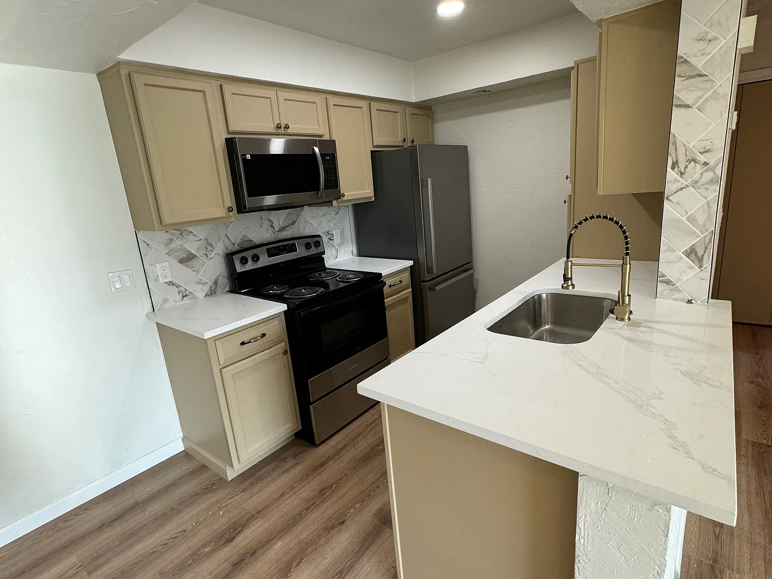 2 bed, 1150 sqft, $1,500 — Photo 4