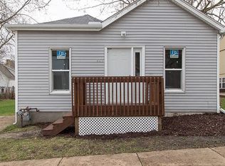 407 N Lee St, Bloomington, IL 61701