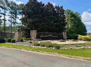 381 Worthington Ln, Guntersville, AL 35976