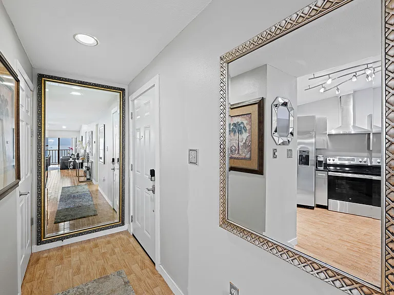 7500 Sunshine Skyway Ln S #205 — Photo 8
