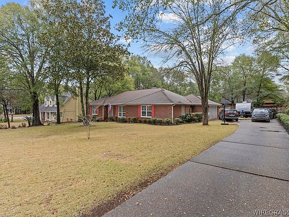 2nd image of 108 Sandy Springs Rd