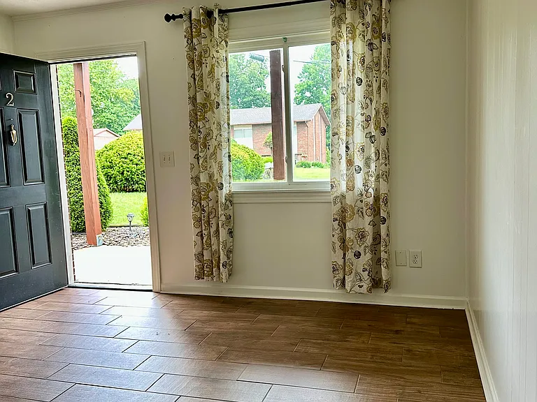 2198 Avinell Dr #2 — Photo 7