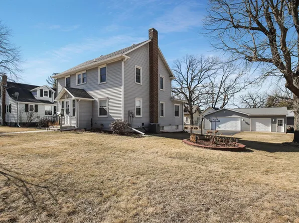 510 E Washington St, Durand, WI 54736