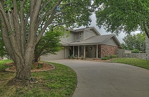 1833 Glynnwood Drive