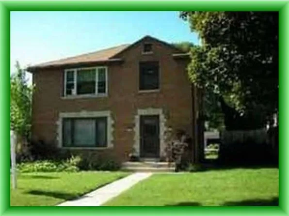 8812 W Center St, Milwaukee, WI 53222