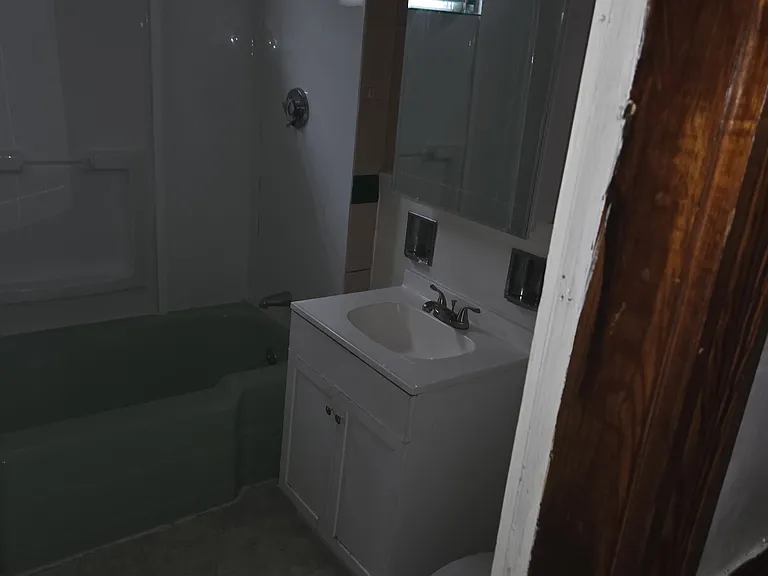 148 Front St #2 — Photo 8