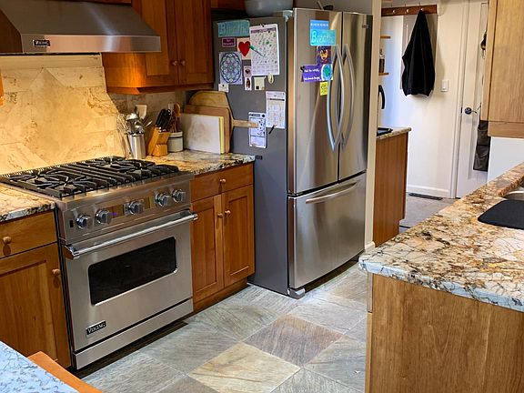 Viking stove/range/vent fan and large refrigerator