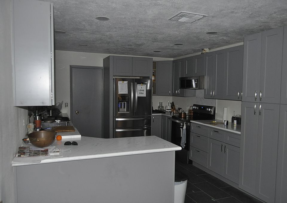 2nd image of 2543 Citrus Ln