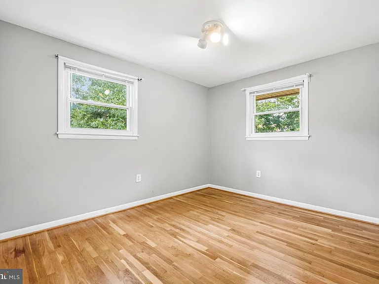 9017 Saint Andrews Pl — Photo 22