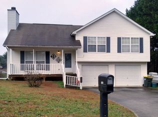 5621 Cottage Ln, Clermont, GA 30527