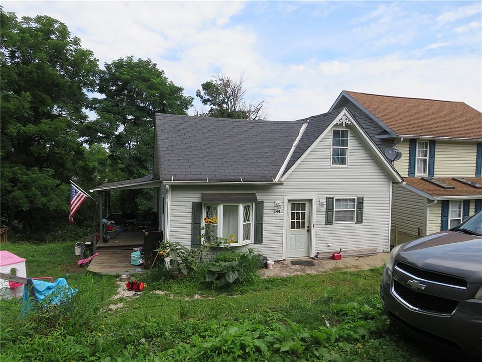 1st image of 144 Armstrong Ave