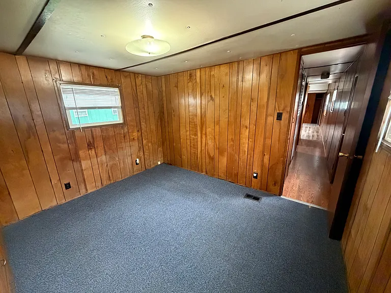 517 Ginseng Ln — Photo 9