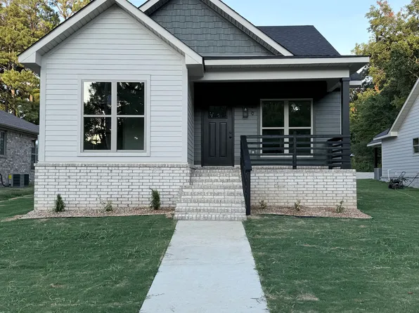 609 N 4th St, Paragould, AR 72450