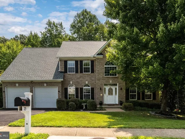 29 Easter Dr, Stafford, VA 22554