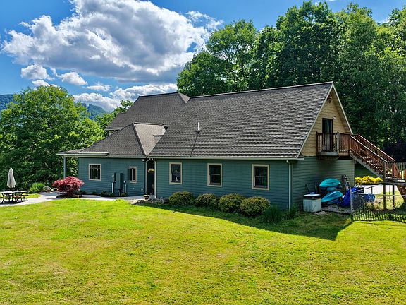 4th image of 212 Ironwood Ln