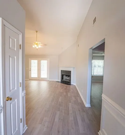 123 W Tisbury Ln — Photo 5