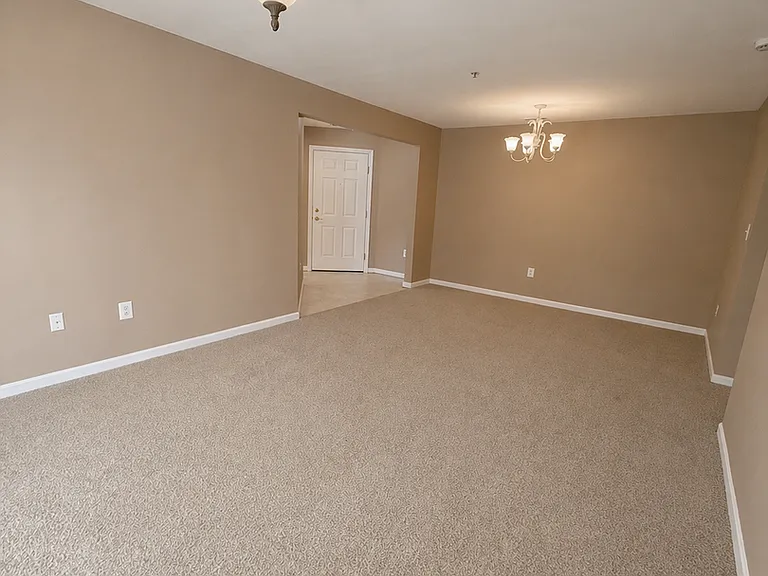 1411 Bonnett Pl #F — Photo 9