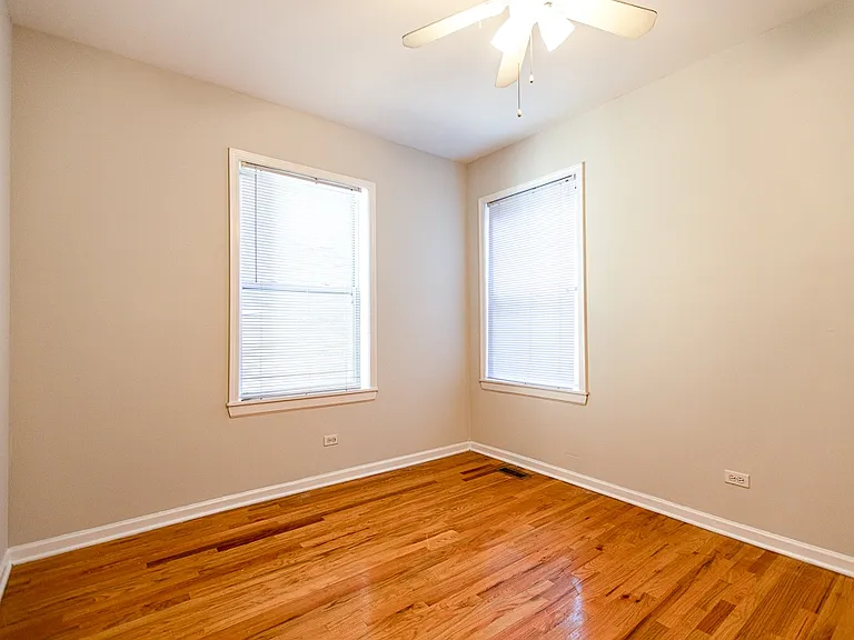 1364-66 N. Hoyne Ave./ 2105-11 W. Schiller St. — Photo 10