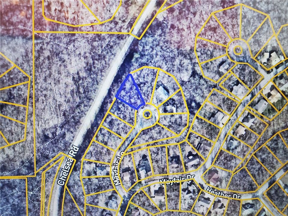 1st image of Mayfair Ln #9