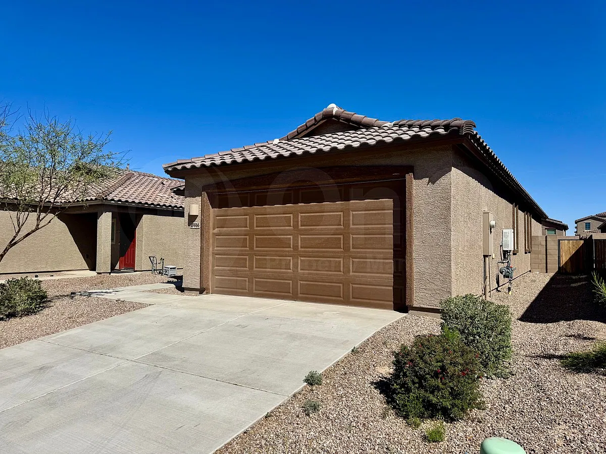 4 bed, 2.0 bath, 1630 sqft, $1,945 — Photo 3