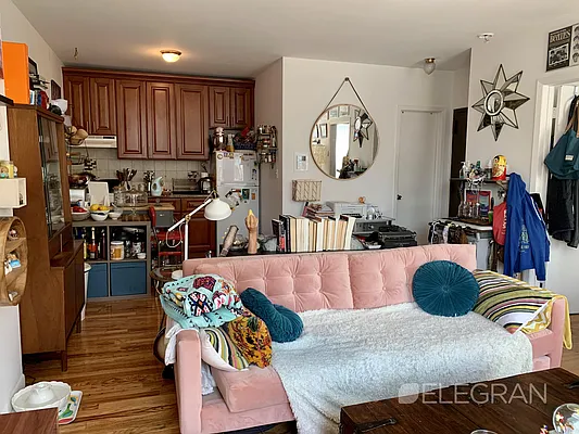 Rented by (Legacy) Elegran | media 12