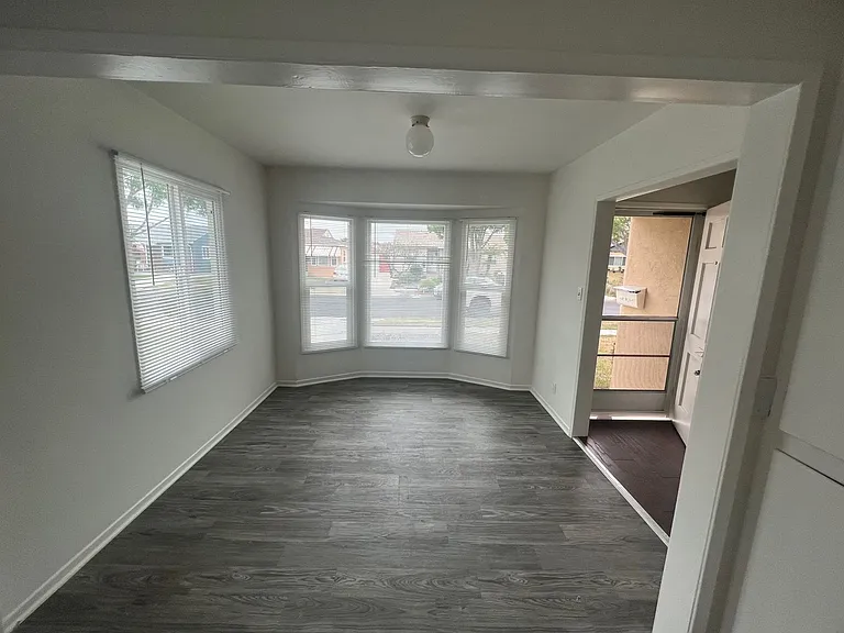3928 Carfax Ave — Photo 5