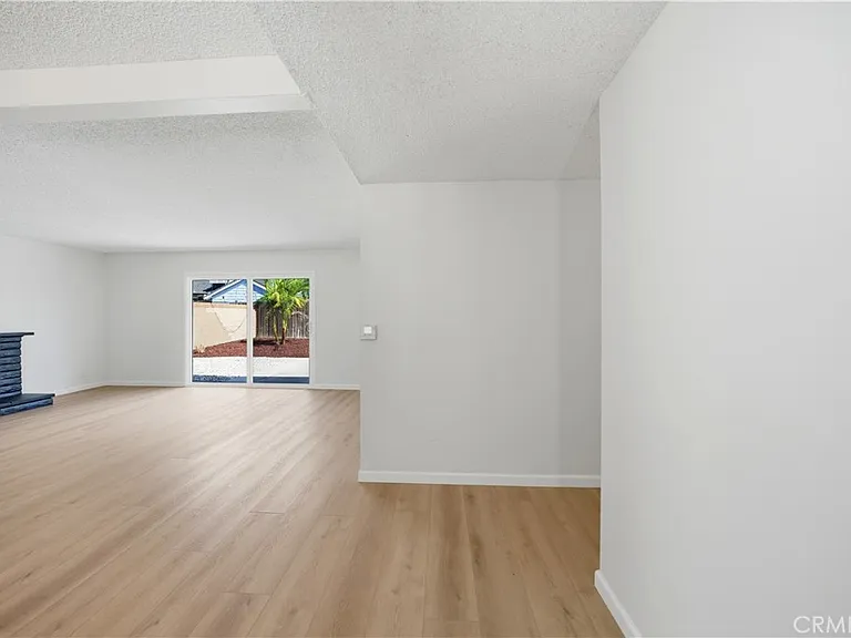 5681 Mangrum Dr — Photo 15