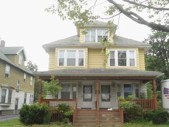 213-215 Ridgeway Ave, Rochester, NY 14615