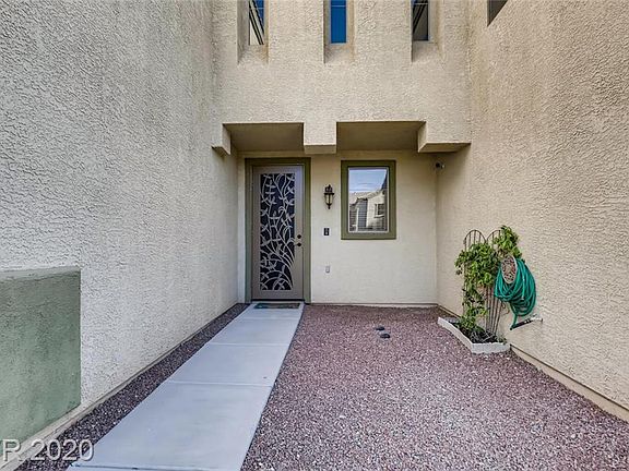 3rd image of 1717 Patrick Thomas Ct